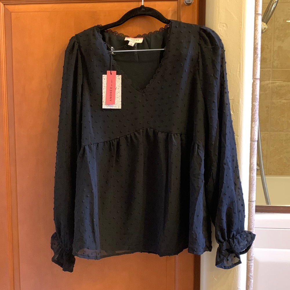 Andree by unit Swiss dot black blouse